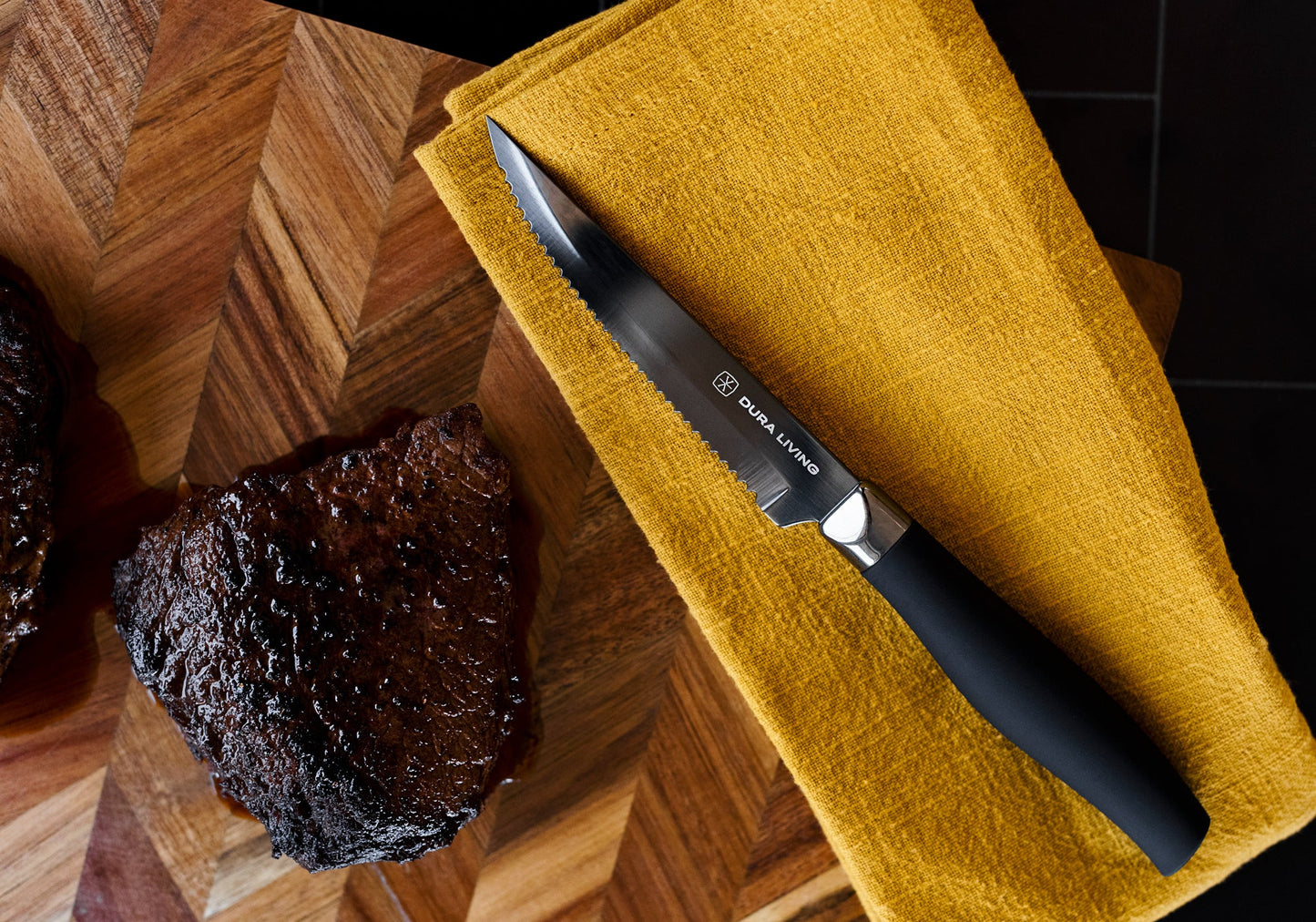 Titan Set of 4 Steak Knives - Black